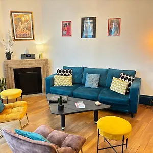 https://appartement-signature-art-dco.hotels-rhonealpes.com